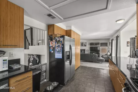Kitchen - 42450 W 56th St, Lancaster, CA 93536 photo 5 of 5