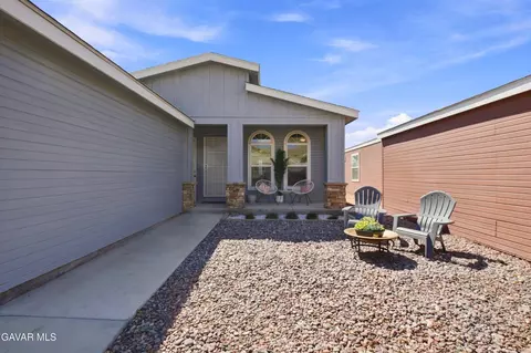 2416 Sunset Ridge Dr, Rosamond, CA 93560