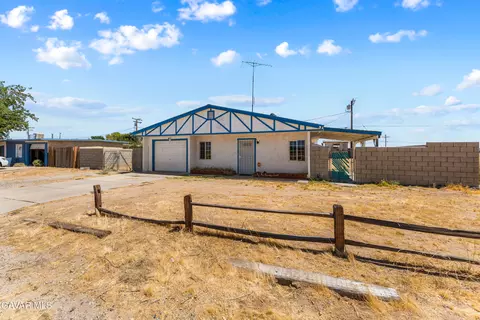 20116 Neuralia Rd, California City, CA 93505