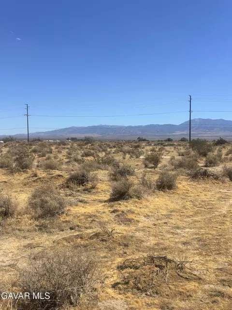 172 E Palmdale Blvd, Palmdale, CA 93550 photo 7