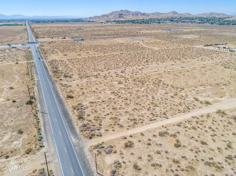 172 E Palmdale Blvd, Palmdale, CA 93550 photo 13