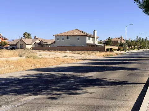 40 Th Ste Vic Avenue J8 Ste, Lancaster, CA 93535 photo 26