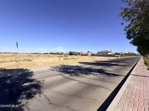 40 Th Ste Vic Avenue J8 Ste, Lancaster, CA 93535 photo 19