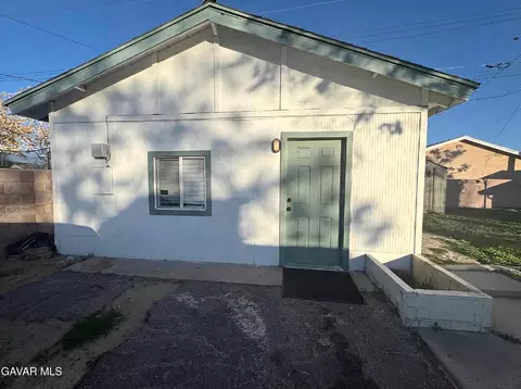 Exterior - 38738 E 36th St, Palmdale, CA 93550 photo 5 of 6