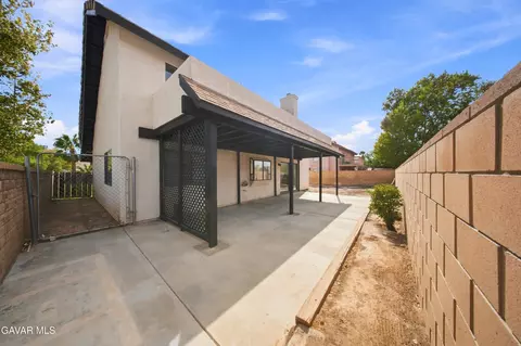 Exterior - 2001 Comstock Ct, Palmdale, CA 93551 photo 5 of 5