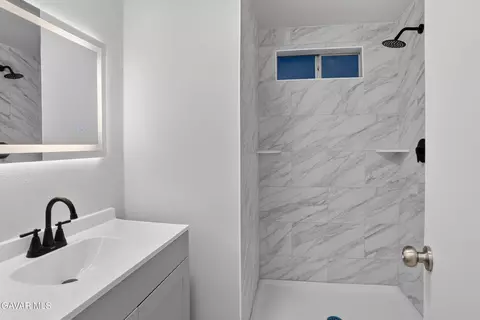 Bath - 43850 E 20th St #83, Lancaster, CA 93535 photo 1 of 2