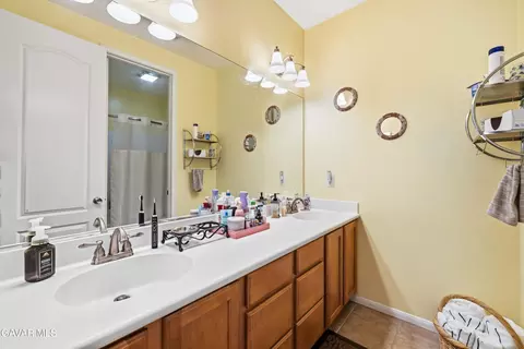 Bath - 44853 Normandy Ln, Lancaster, CA 93536 photo 3 of 3