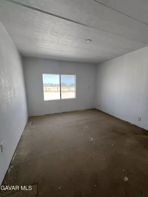 Bedroom - 6555 E Ave H, Lancaster, CA 93535 photo 3 of 9