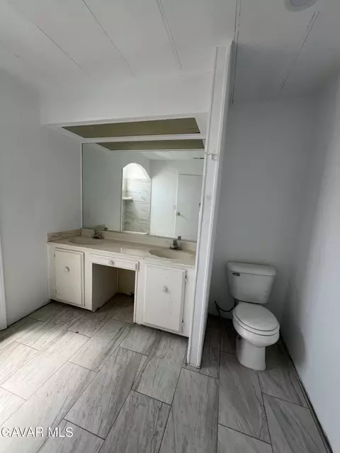 Bath - 6555 E Ave H, Lancaster, CA 93535 photo 5 of 6