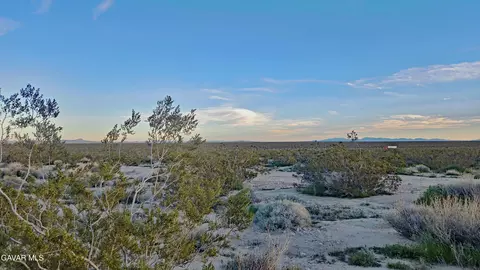 Rose Avenue, Mojave, CA 93501 photo 10