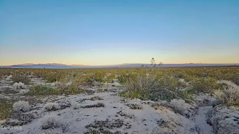 Rose Avenue, Mojave, CA 93501 photo 8