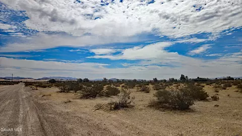 Riverside Rd, Newberry Springs, CA 92365