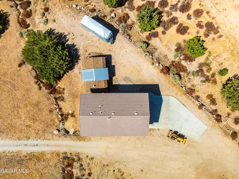 View/Area - 31840 Cedarcroft Rd, Acton, CA 93510 photo 3 of 7