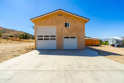 Exterior - 31840 Cedarcroft Rd, Acton, CA 93510 photo 3 of 4