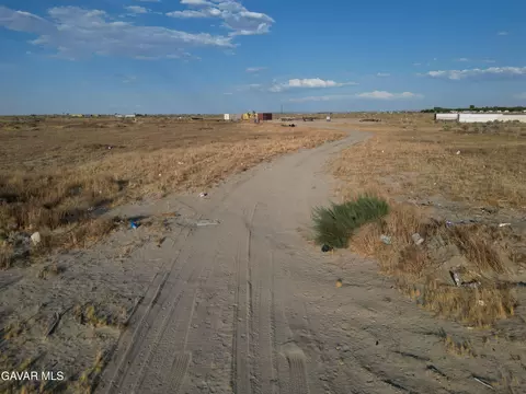 5 East Avenue G 12, Lancaster, CA 93535 photo 2