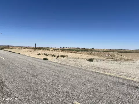 E 50th Street, Lancaster, CA 93535 photo 8