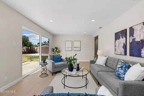 Living - 512 E Lingard St, Lancaster, CA 93535 photo 3 of 4