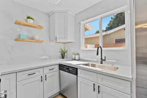 Kitchen - 512 E Lingard St, Lancaster, CA 93535 photo 4 of 6