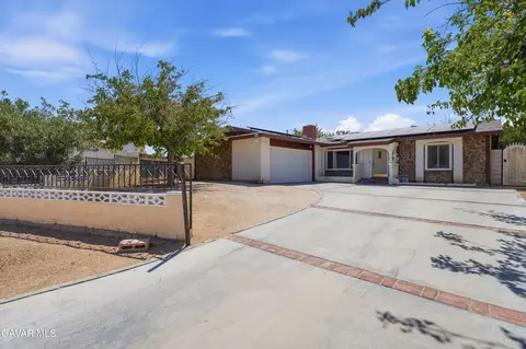 21341 Baldwin Ln, California City, CA 93505