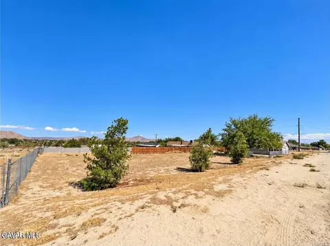 Other - 40205 E 162nd St, Palmdale, CA 93591 photo 4 of 4