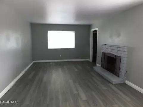 Living - 332 Perdew Ave, Ridgecrest, CA 93555 photo 1 of 5