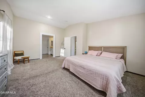 Bedroom - 2757 Emerald Ln, Lancaster, CA 93535 photo 7 of 7