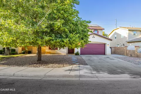 Exterior - 2757 Emerald Ln, Lancaster, CA 93535 photo 2 of 5