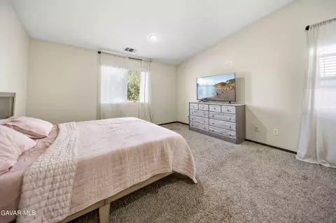 Bedroom - 2757 Emerald Ln, Lancaster, CA 93535 photo 6 of 7