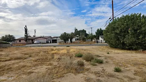 Tamarisk Avenue, Boron, CA 93516 photo 7