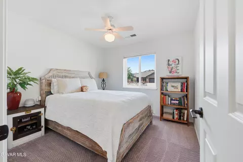 Bedroom - 23940 Coral Springs Ln, Tehachapi, CA 93561 photo 4 of 4