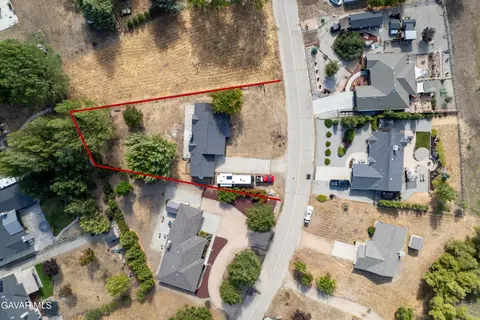 View/Area - 23940 Coral Springs Ln, Tehachapi, CA 93561 photo 3 of 10