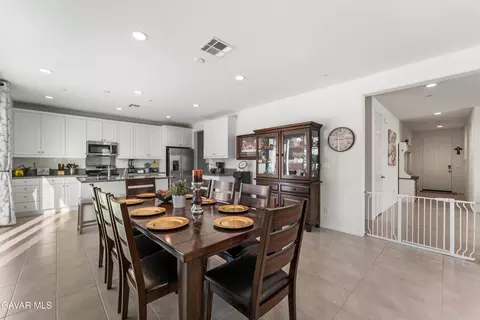Dining - 6550 Campbell St, Palmdale, CA 93552 photo 3 of 4