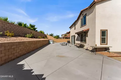 Exterior - 6550 Campbell St, Palmdale, CA 93552 photo 9 of 14