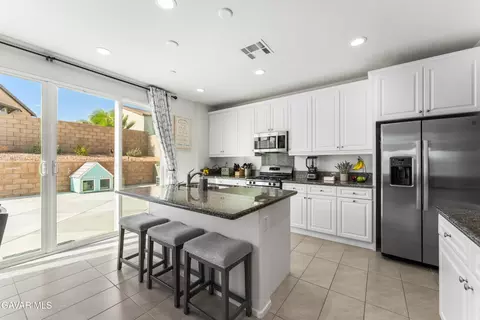 Kitchen - 6550 Campbell St, Palmdale, CA 93552 photo 1 of 4
