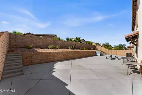 Exterior - 6550 Campbell St, Palmdale, CA 93552 photo 10 of 14