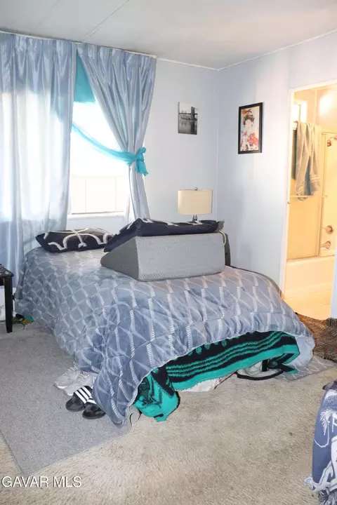 Bedroom - 1301 E Avenue I #SPC 90, Lancaster, CA 93535 photo 4 of 4