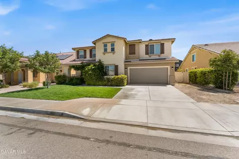 Exterior - 43904 Windrose Pl, Lancaster, CA 93536 photo 3 of 11