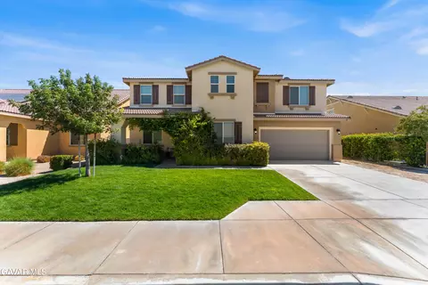 Exterior - 43904 Windrose Pl, Lancaster, CA 93536 photo 2 of 11