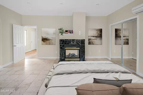 Bedroom - 2810 Juniper Dr, Palmdale, CA 93550 photo 10 of 12