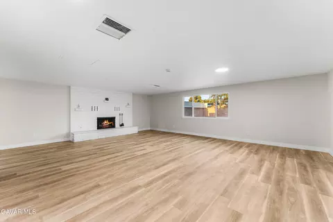 Living - 45020 Lorimer Ave, Lancaster, CA 93534 photo 8 of 8
