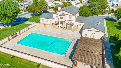 View/Area - 45465 25th St #SPC 93, Lancaster, CA 93535 photo 7 of 7