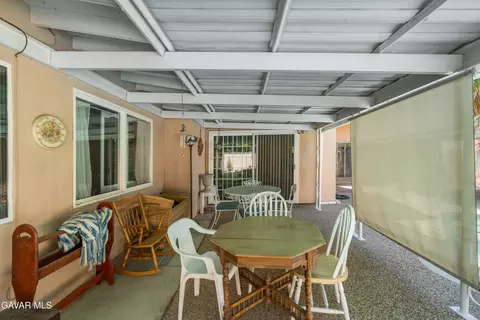 Exterior - 1152 E Avenue J1, Lancaster, CA 93535 photo 9 of 10