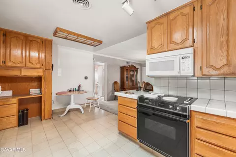 Kitchen - 1152 E Avenue J1, Lancaster, CA 93535 photo 3 of 3
