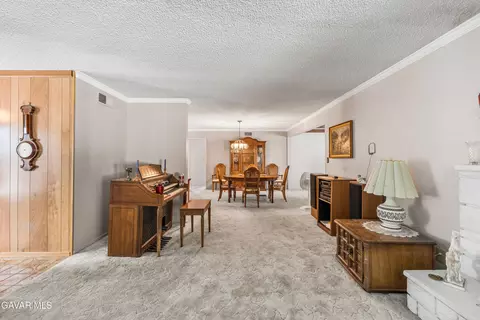 Dining - 1152 E Avenue J1, Lancaster, CA 93535 photo 1 of 2