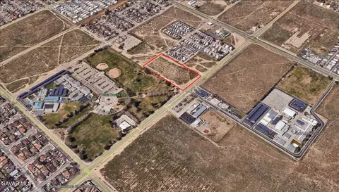 30 Th Street East E Kettering, Lancaster, CA 93535 photo 5