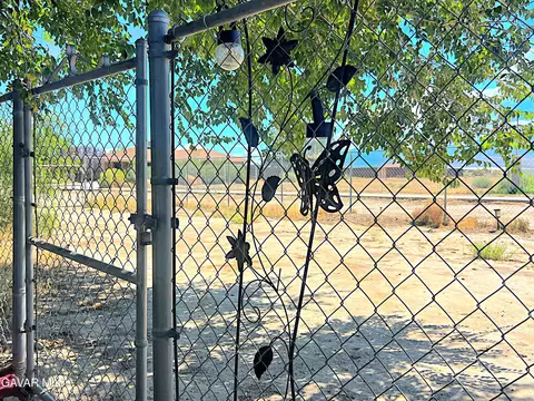 Exterior - 38510 E 159th St, Palmdale, CA 93591 photo 15 of 18