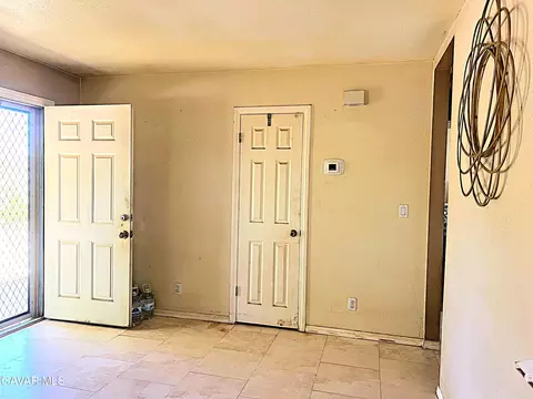 Entry Way - 38510 E 159th St, Palmdale, CA 93591 photo 2 of 2