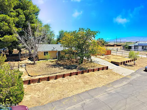 View/Area - 38510 E 159th St, Palmdale, CA 93591 photo 1 of 9