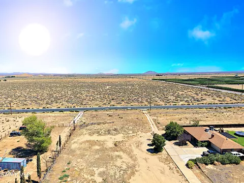 View/Area - 38510 E 159th St, Palmdale, CA 93591 photo 4 of 9