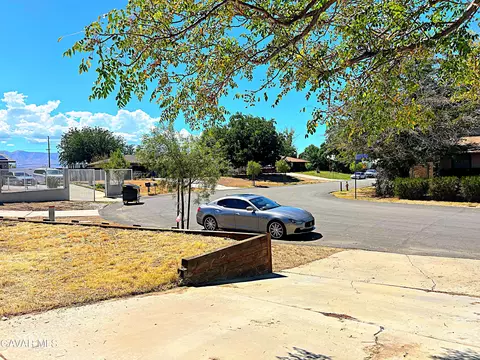Exterior - 38510 E 159th St, Palmdale, CA 93591 photo 7 of 18